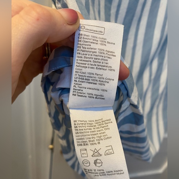 Stockholm Atelier & other stories blue and white sleeveless collar blouse - Picture 6 of 7